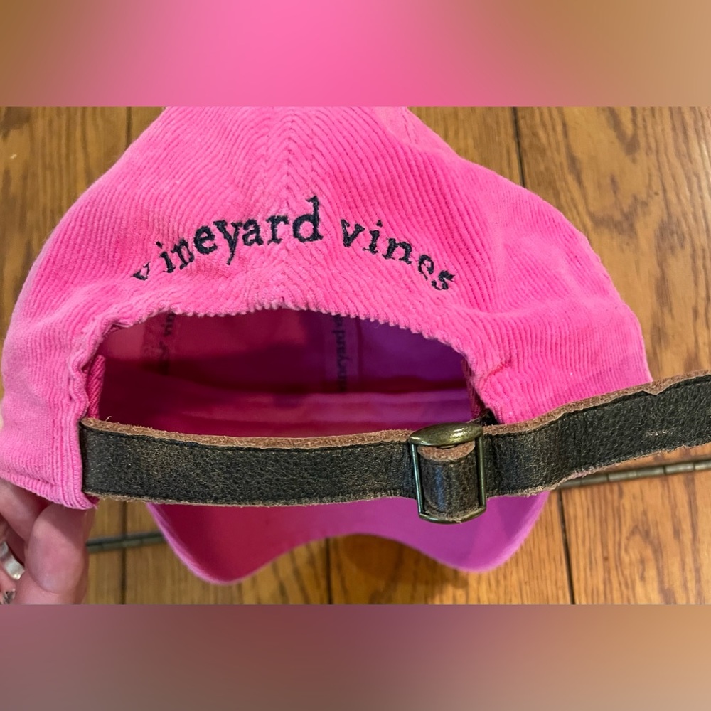 EUC Vineyard Vines Hot Pink Hat, corduroy, adjustable - Picture 3 of 6